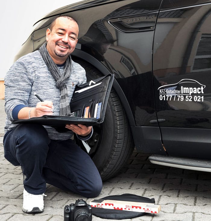 Impact KFZ-Gutachter – Seit 1995 stehen wir kompetent zur Verfügung. Impact KFZ-Gutachter – Seit 1995 stehen wir kompetent zur Verfügung.